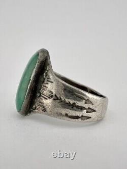 1930s Navajo Dead Pawn Sterling Silver Cerrillos Turquoise Stamped Arrow Ring