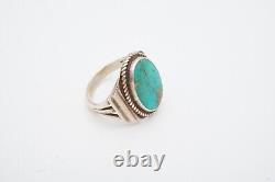 Vintage Native American Navajo Sterling Silver Turquoise Ring Size 7 B7