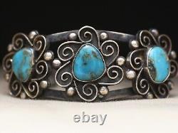 Vintage Native American Navajo Turquoise Sterling Silver Cuff Bracelet