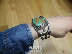Vintage Native American Navajo Turquoise Sterling Silver Cuff Bracelet
