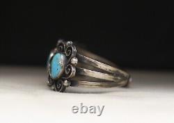 Vintage Native American Navajo Turquoise Sterling Silver Cuff Bracelet