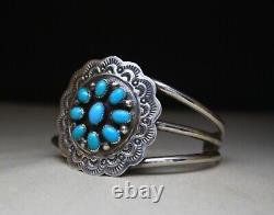 Vintage Navajo Native American Turquoise Sterling Silver Cuff Bracelet