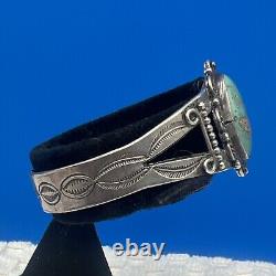 Vintage Navajo Sterling Silver & Turquoise Cuff Bracelet 25 Grams
